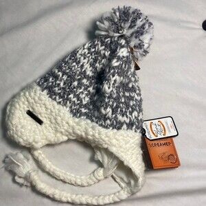 New screamer hand knit gray white ear flap ball adult soft beanie hat